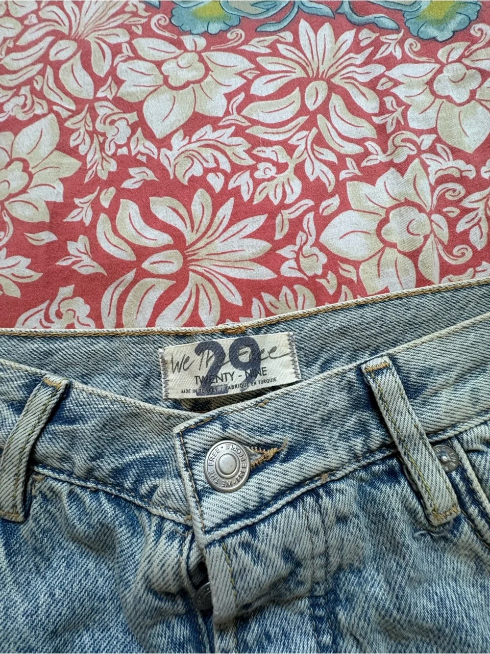 NWT Free People Bren Boyfriend Distressed Jeans